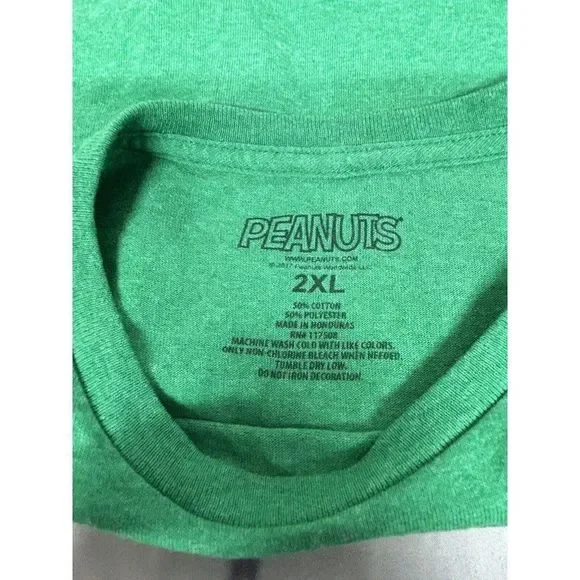 Snoopy Keepin It Real Christmas T Shirt Snow Globe Santa Hat Peanuts Green 2XL - Picture 5 of 6